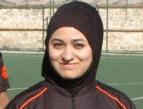 FUTBOL HAKEMİ - Türkiye'nin ilk türbanlı hakemi