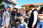 AŞURE GÜNÜ - Yunak’ta 2 Bin Kişiye Aşure Dağıtıldı