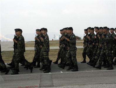 Kosova Güvenlik Kuvvetlerine Getirilen 'Namaz Yasağı' Tepki Topladı