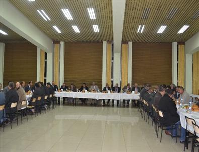 Elbistan Ticaret Borsası’ndan Öğrencilere Yardım