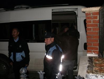 Kuşadası'nda Tahliye Edilen 114 Konut Mühürlendi