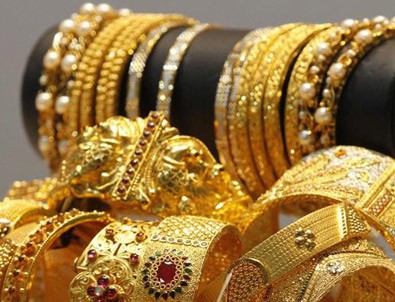 Altın zirveyi gördü