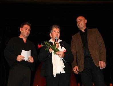 Dostları Veysel'i Hatırladı