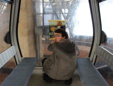 Tıp Öğrencilerinden Örnek Davranış