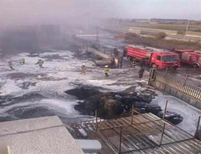 İzmir'de Kimya Fabrikasında Korkutan Yangın