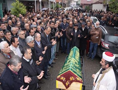 Kılıçdaroğlu'nun Kayınvalidesine Cemevinde Tören Düzenlendi