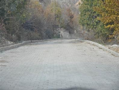 Koyulhisar’da Parke Taşı Döşeme Çalışmaları