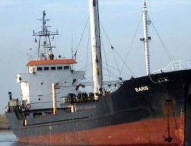 Türk gemisi Yunanistan'ı alarma geçirdi