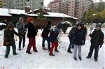 Öğrenciler Kar Tatilini Fırsata Çevirdi Haberi