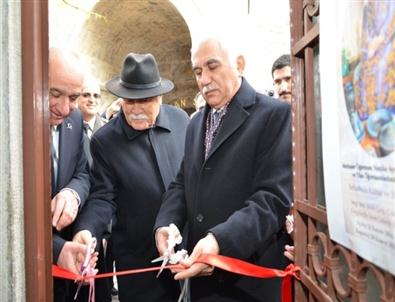 Zafer Çamlıca Resim Sergisi Açıldı