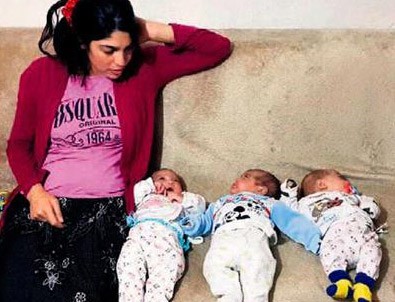 Emine Erdoğan'dan üçüz bebeklere ev