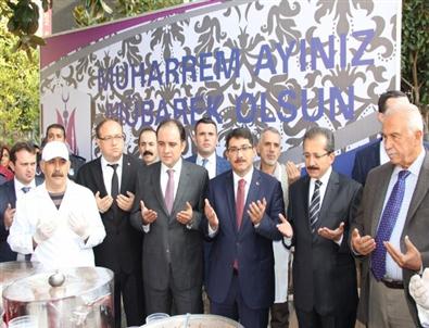 Şehzadeliler Aşureye Doydu