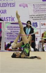 YAŞAR DÖNMEZ - Gaziemir'de Cimnastik Şöleni Başladı