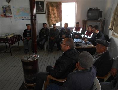 Korkuteli'de Traktör Sürücüleri Bilgilendirildi