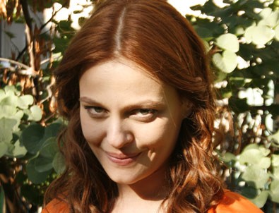 Naz Elmas'ın uyanıklığı!