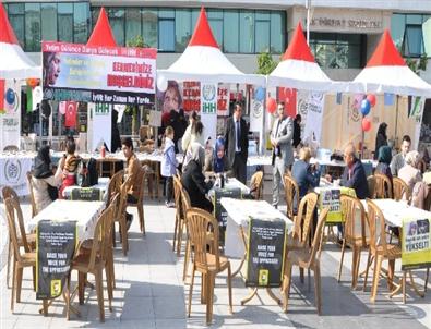 İhh’nin Kermesinde Gündem Mescid-i Aksa’ya Düzenlenen Çirkin Saldırı Oldu