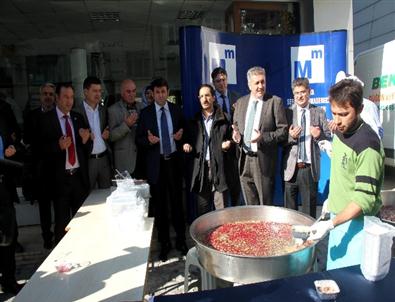 Mali Müşavirlerden Aşure İkramı