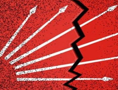 CHP'de toplu istifa!