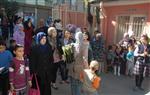 MUSTAFA MARANGOZ - Gaziantep’te Veliler Okul Yıkımını Protesto Etti