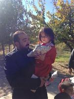 SÜTLÜCE - Ak Parti Gençlik Kolları'ndan Kitap ve Giyecek Yardımı