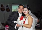 DÜĞÜN FOTOĞRAFI - Fotoğraf Hasreti Çeken Çift 15 Yıl Sonra Yeniden Düğün Yaptı