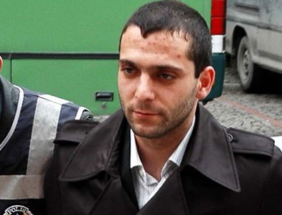 Onur Özbizerdik teslim oldu