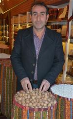 MUHLİS ARSLAN - Üretici Rekolteden, Satıcı Fiyatından Yakındı