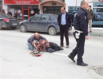 Yaralı Yaşlı Kadın 15 Dakika Ambulans Bekledi