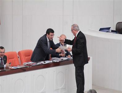 Chp'li Öğüt, Meclis'te Bakanlara Kavurma İkram Etti