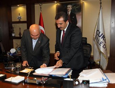 Chp’li Başkandan Mhp’li Belediyeye Jest