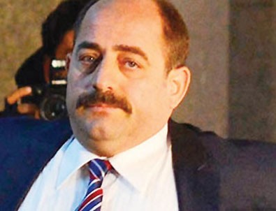Zekeriya Öz basın havariliğine soyundu