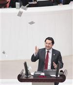 BÜTÇE KANUNU - Chp’li Vekil Meclis'te Euroları Havaya Saçtı