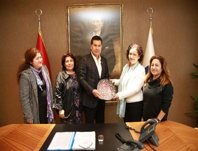 Başkan Kocadon, Kadın Meclisi Üyelerini Ağırladı