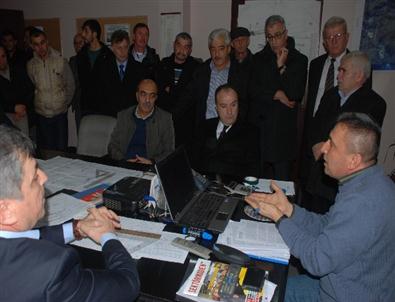 Chp Zonguldak İl Başkanı'ndan Eylem Yapan Madencilere Destek