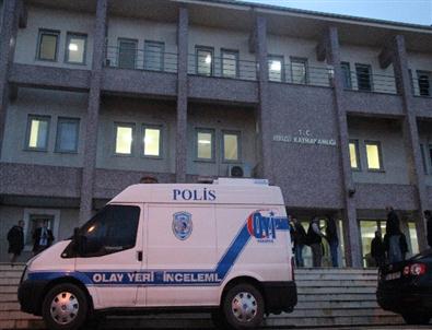 Emekli polis, kaymakamlıkta dehşet saçtı