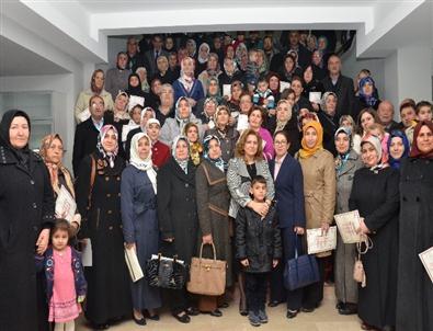 Koruyucu Aileler Sertifikalarını Aldı