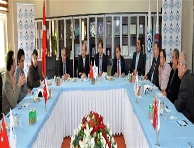 'Üniversite-sanayi İşbirliği” Etso’da Masaya Yatırıldı