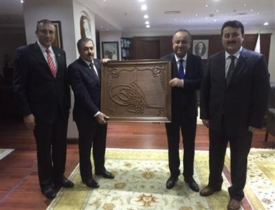 Başkan Babaş, Kırık Barajı’nı Bakan Eroğlu’na Arz Etti