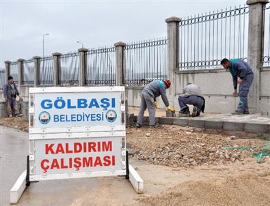 Gölbaşı’nda Kaldırım Çalışması