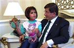 ENGELLİLER GÜNÜ - Başbakan Davutoğlu'ndan Görme Engelli Miniğe İlginç Teklif