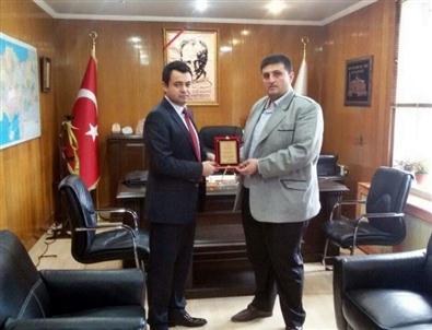 Seyitgazi Kaymakamı Avcı'ya Teşekkür Plaketi