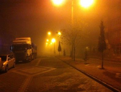 Cihanbeyli’de Etkili Olan Sis Hayatı Olumsuz Etkiledi