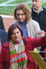 Kadın Polis Memuru Eşiyle Saç Rengi Yüzünden Tartışmış