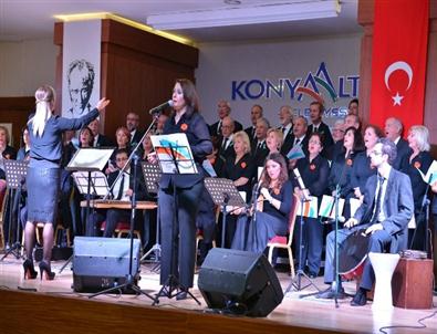 Konyaaltı Belediyesi Tsm Korosu Konseri Büyük Beğeni Topladı