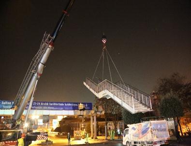 Pertevniyal Yaya Üst Geçidinin Yerine Sinyalli Hemzemin Geçit