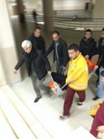 Uyuşturucu Konferansına, Uyuşturucu Alıp Gelmiş