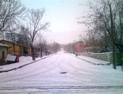 Gercüş'e Yılın İlk Karı Yağdı