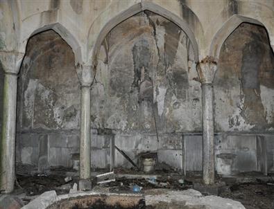 Yeni Hamam Restore Edilecek