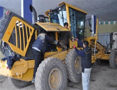 Özalp Belediyesi’nin Araç Bakım Onarım Birimi Faaliyete Girdi