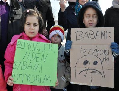 (özel Haber) Küçük Yaşta Evlilikten Çocukları Hapse Düşen Aileler Yardım Bekliyor